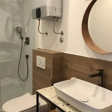 - Apartmant For 2, Balcony, Sun And Lägenhet *