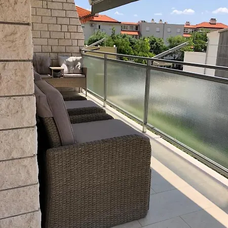 - Apartmant For 2, Balcony, Sun And *
