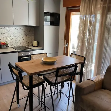 - Apartmant For 2, Balcony, Sun And *