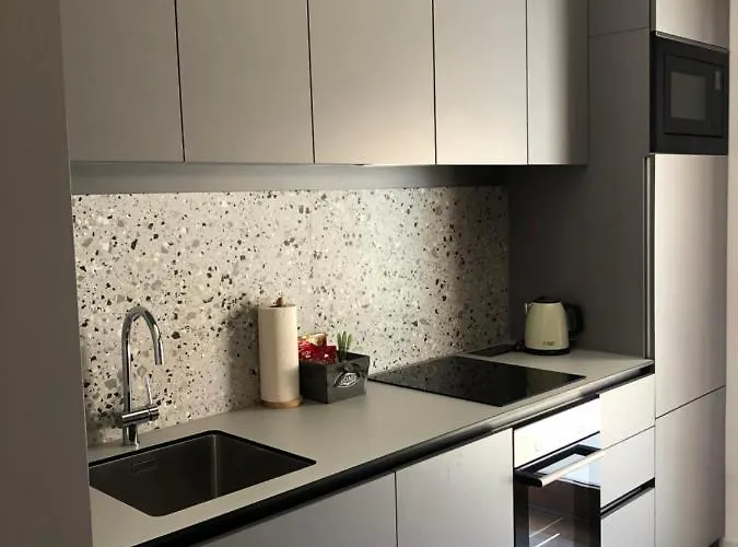 شقة - Apartmant For 2, Balcony, Sun And